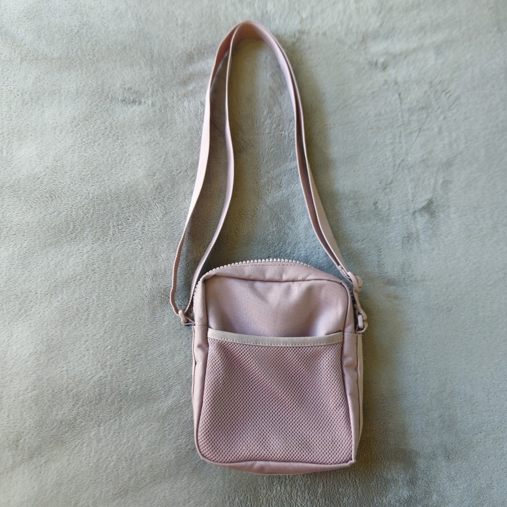 Herschel Crossbody Bag Dusty Pink Zipper Patch Classic Small Shoulder Purse - Picture 5 of 10